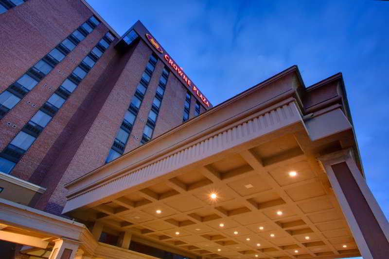 Crowne Plaza Toronto Airport By Ihg Hotel Exterior foto