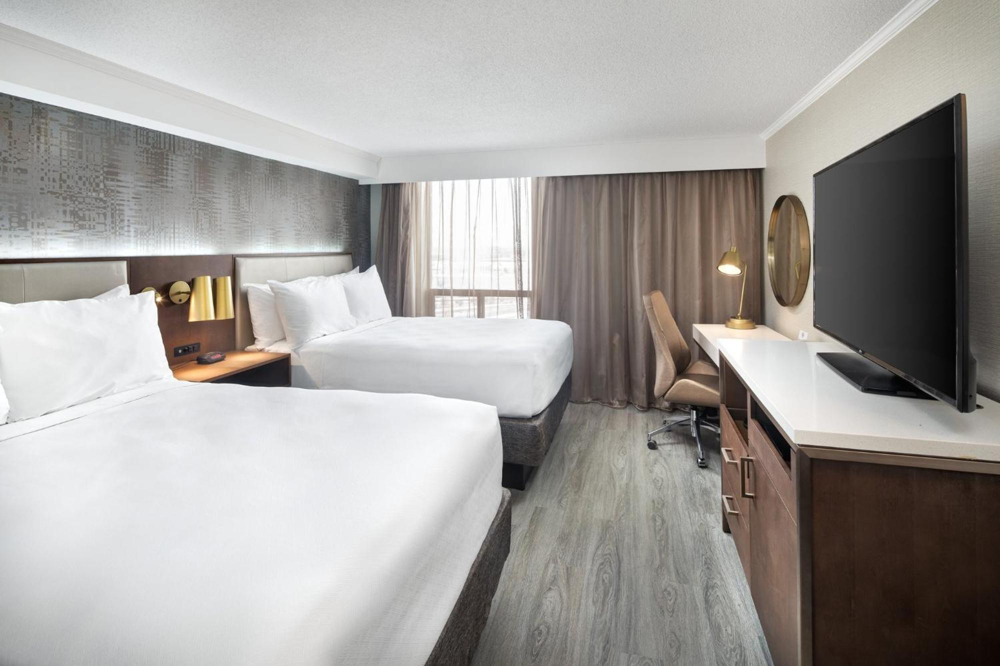 Crowne Plaza Toronto Airport By Ihg Hotel Exterior foto