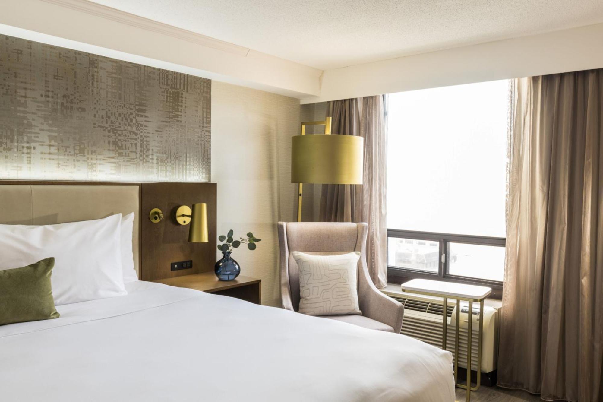 Crowne Plaza Toronto Airport By Ihg Hotel Exterior foto