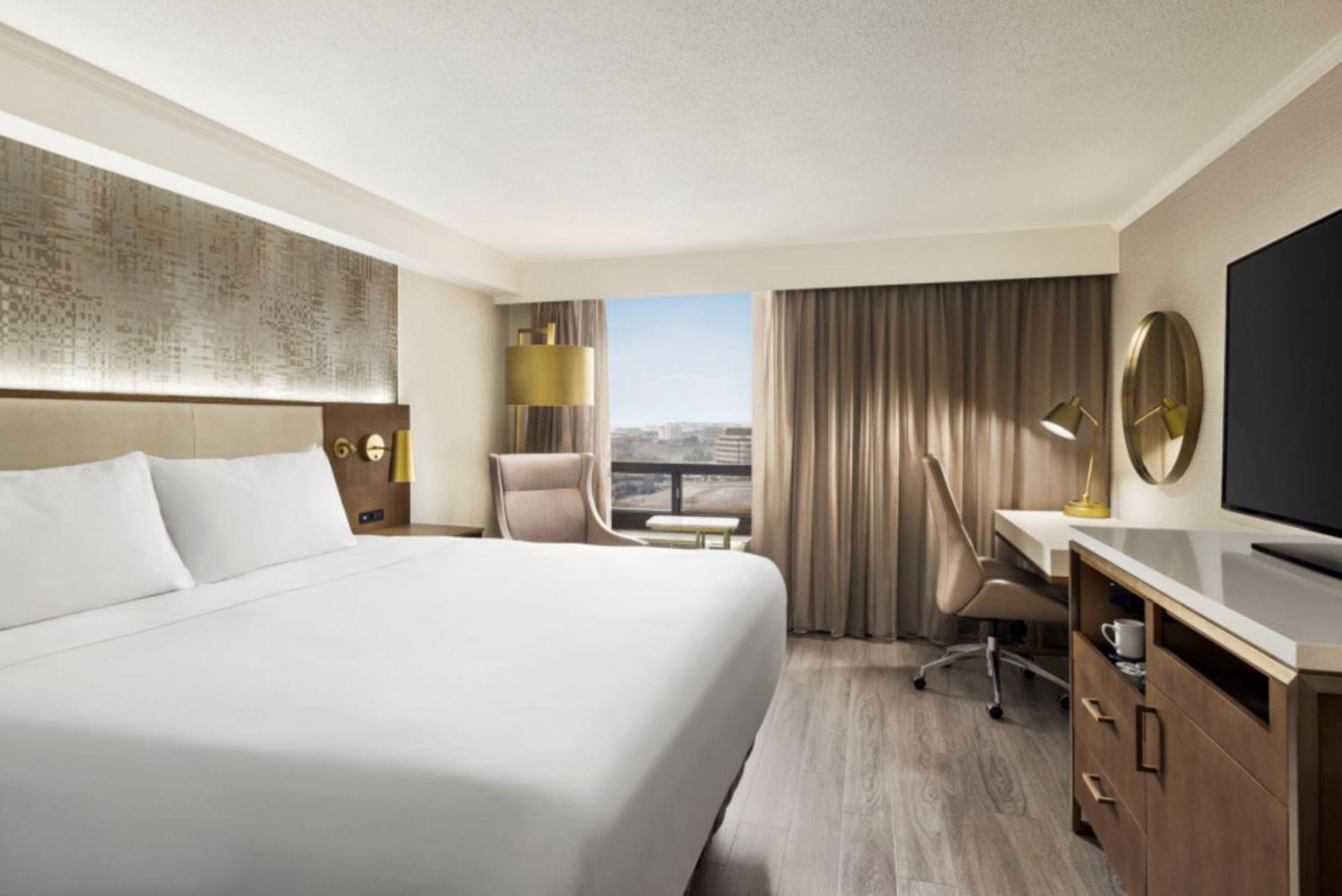 Crowne Plaza Toronto Airport By Ihg Hotel Exterior foto